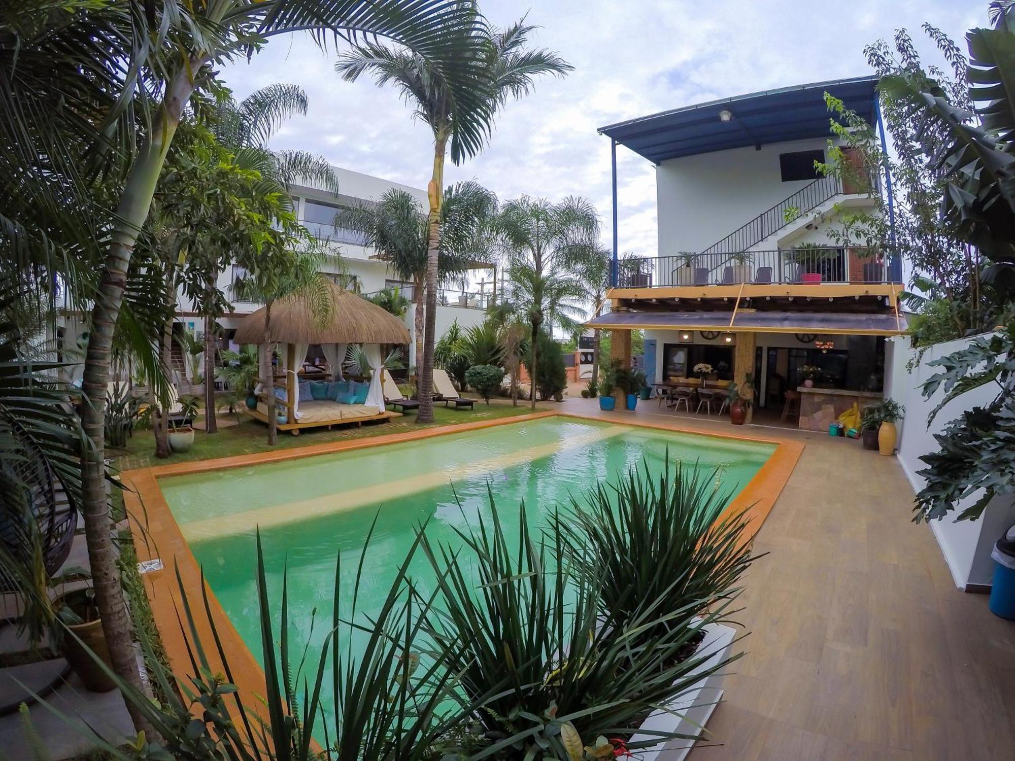 Dos Lunas Aparthotel Dr Juan Eulogio Estigarribia エクステリア 写真